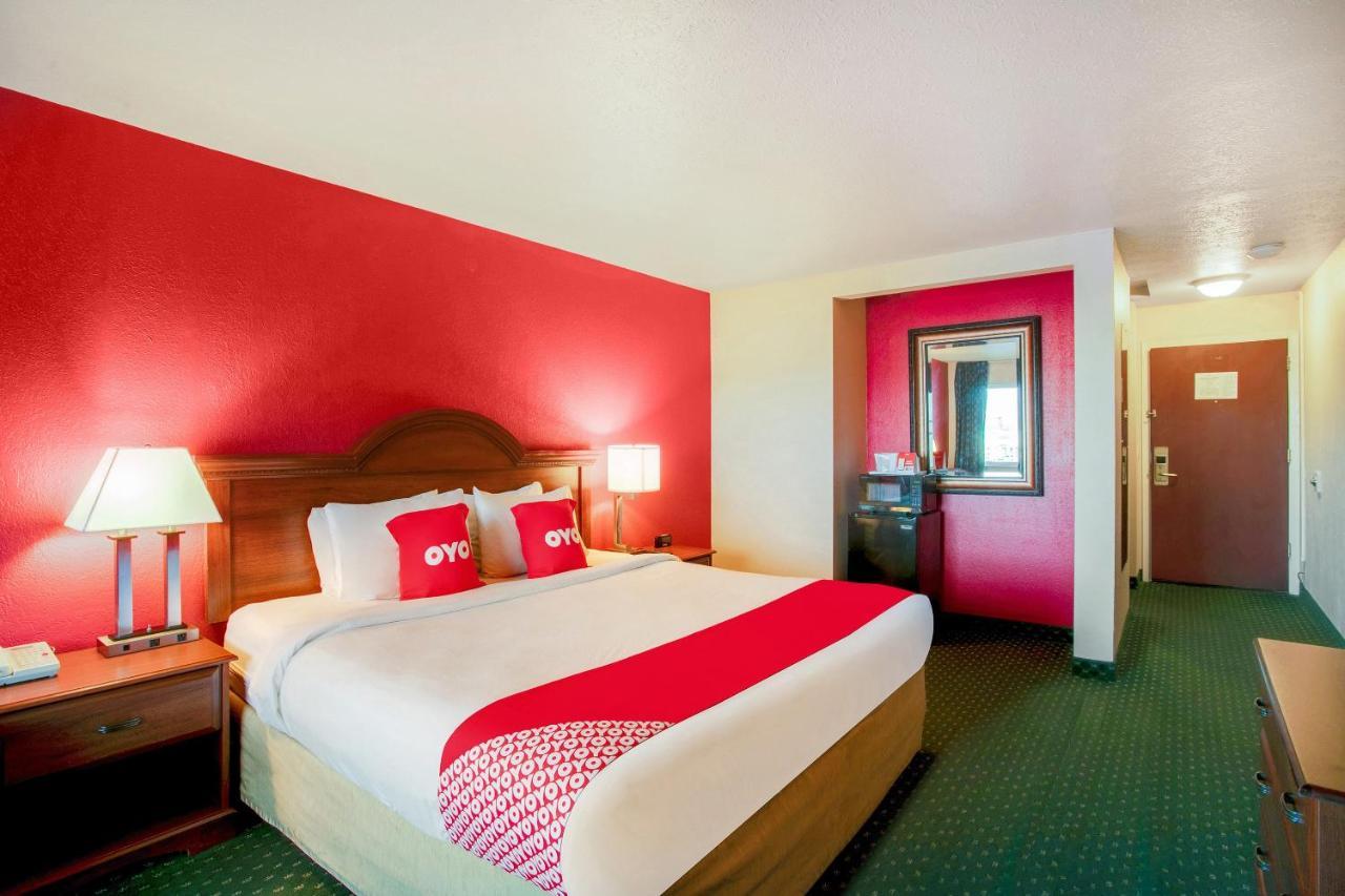 Oyo Hotel Spokane North Bilik gambar
